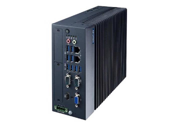 Foto IPC distribuido de Advantech homologado para AWS IoT Greengrass.